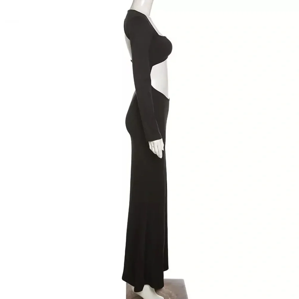CUTOUT MAXI DRESS🖤 - Picture 2 of 6